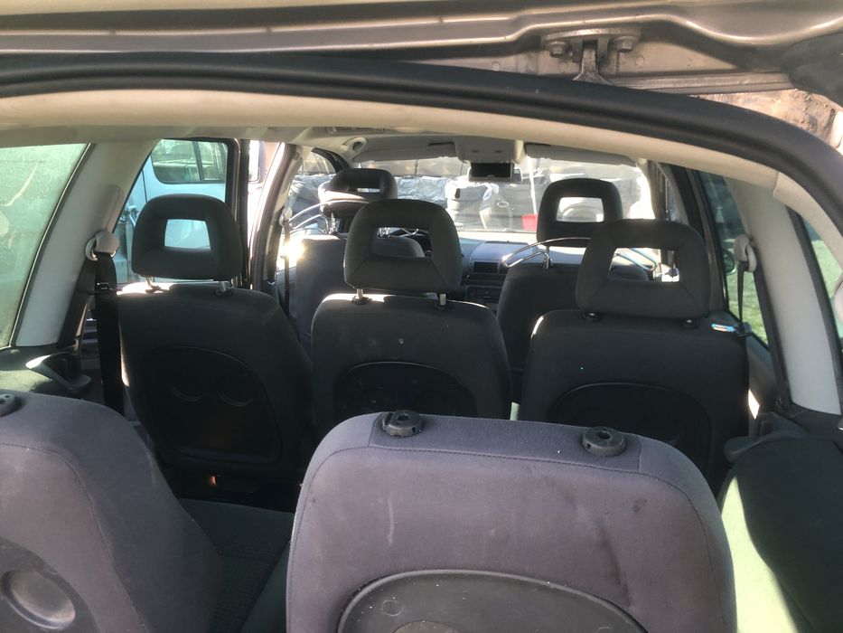 Inchiriere auto 7 locuri si autorulote echipate complet