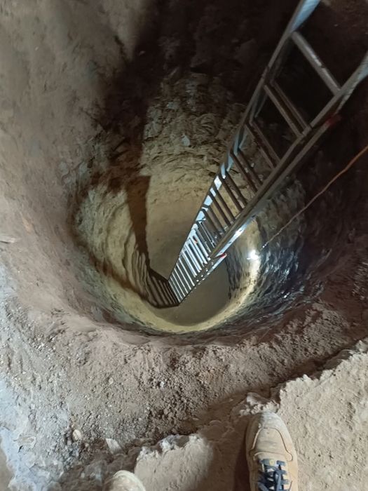 Копаене на Септични Ями,Полагане на Бетони