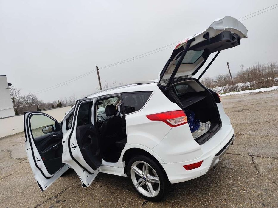 Ford Kuga titanium plus 4x4 2.0 tdci.200 cp 2016