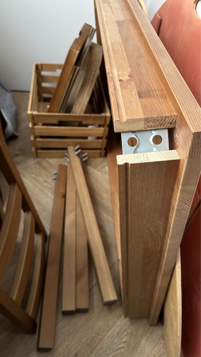 Обеденный стол IKEA