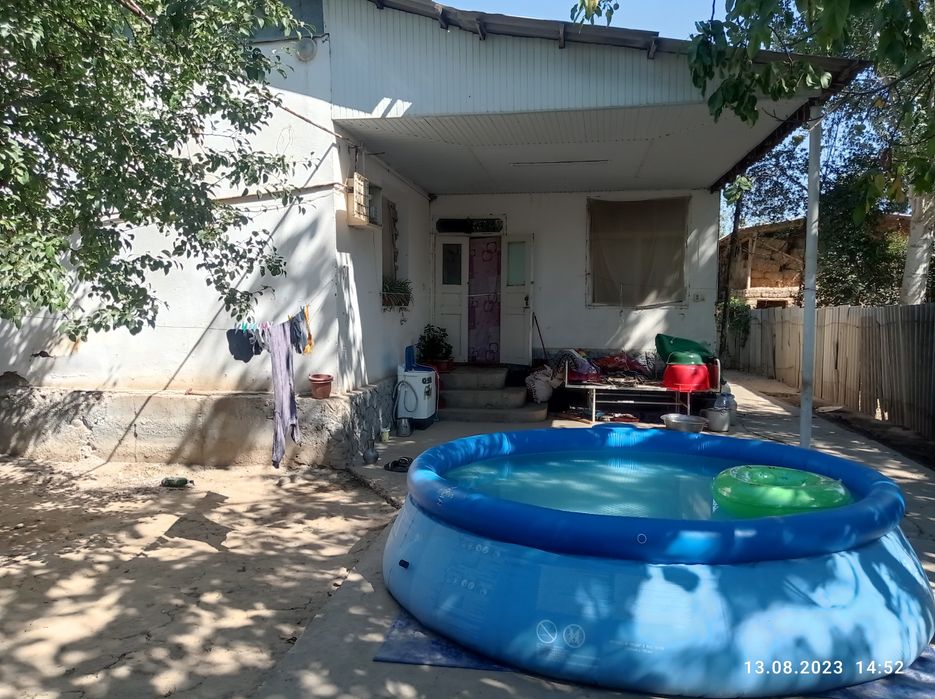 Учаска Сотилади 2 сотик Уй бор 12 сотик