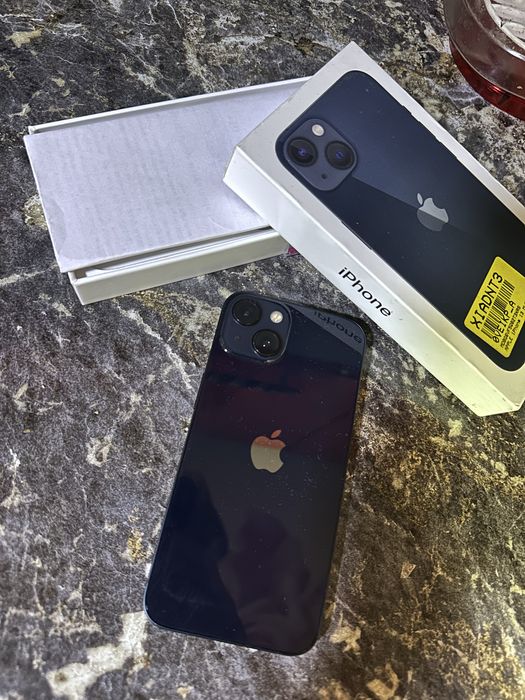 Продам Iphone 13 128 GB