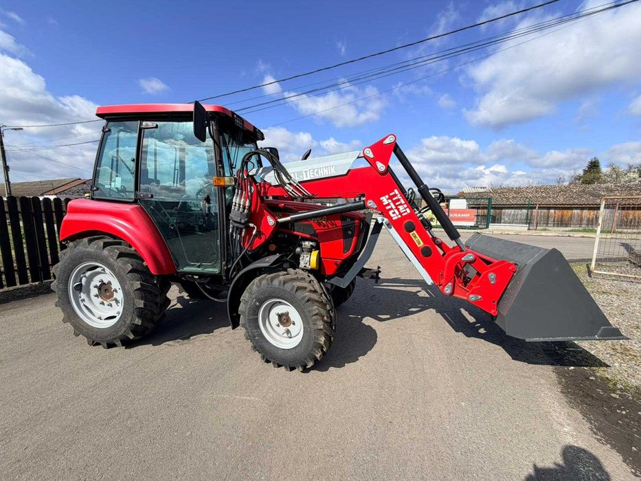 Belarus 422.4  Tractor compact CU ÎNCĂRCĂTOR FRONTAL (METAL TECHNIK MT01)l NOU -ZERO ORE LUCRATE 27 000 euro TVA INCLUS