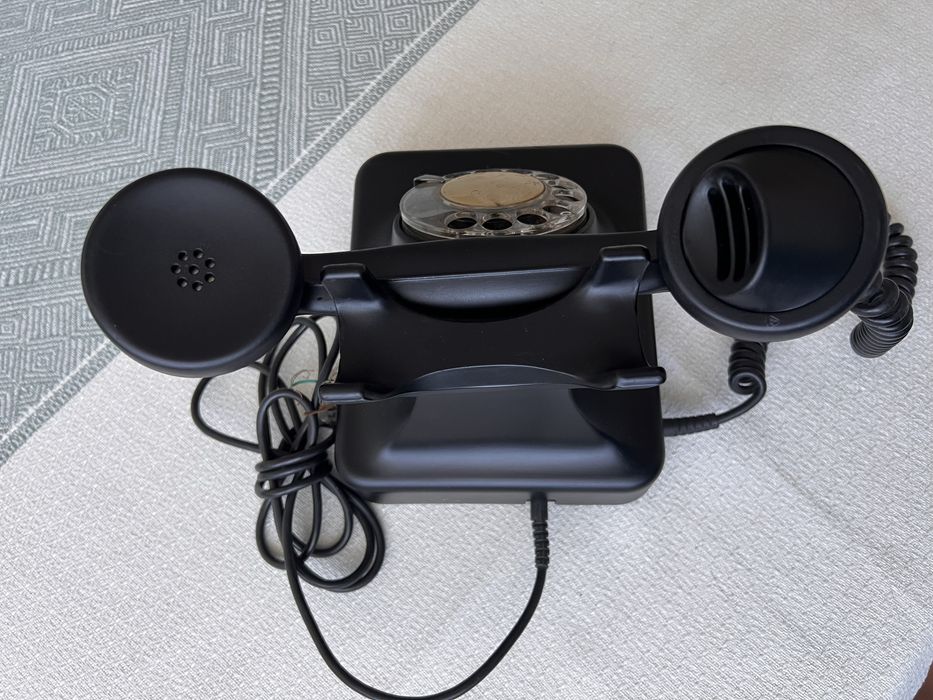 Telefon in stil vintage