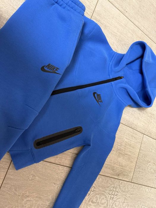 Детски комплект Nike Tech 98-104р-р