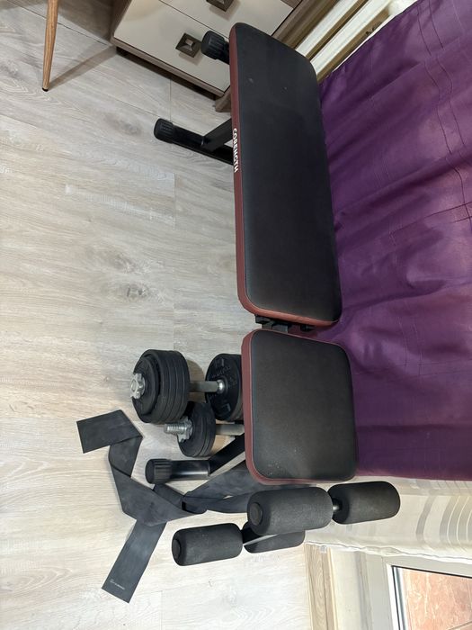 Vand banca fitness noua din Decathlon