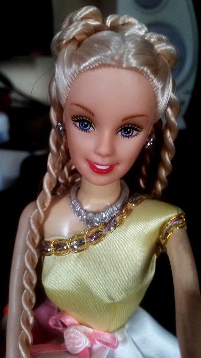 Страхотна голяма нова кукла барби, колекционерска