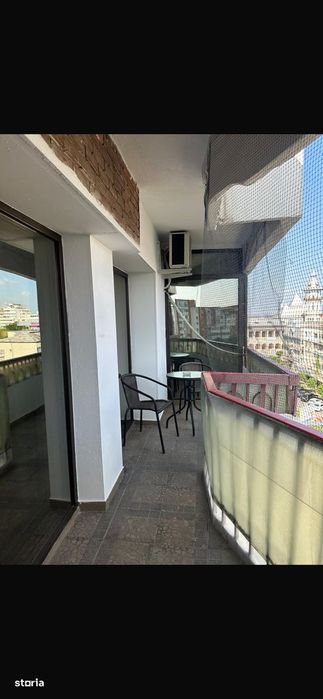 De închiriat apartament 2 camere ultracentral, loc de parcare inclus .