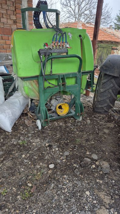 Навесна пръскачка