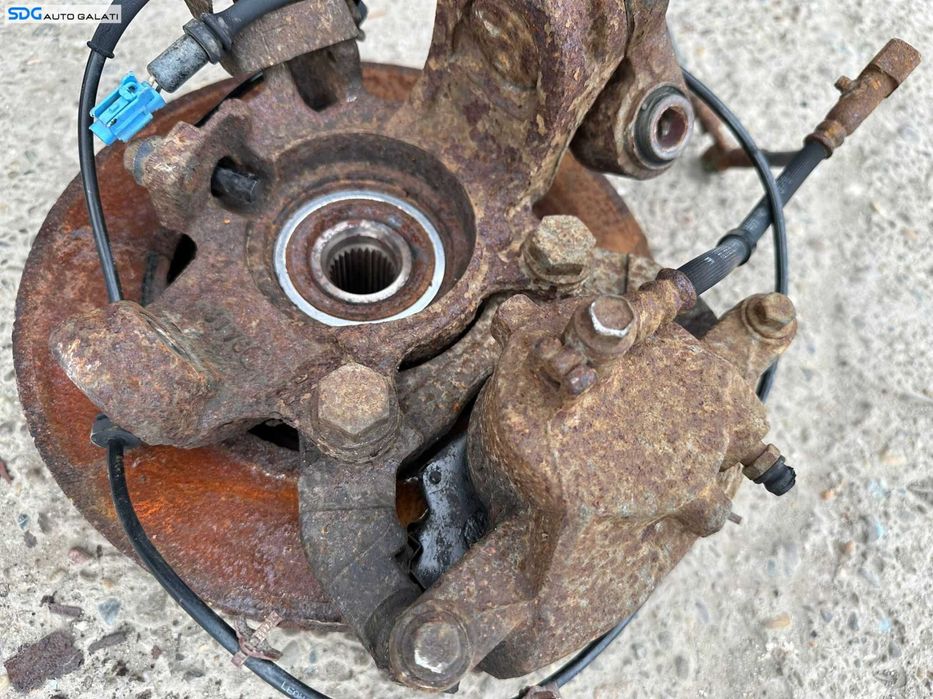 Fuzeta cu Rulment Stanga Fata Nissan Primera 1.9 Dci 2002 - 2008 Cod 40011AU000 40202BU000 [X3666]