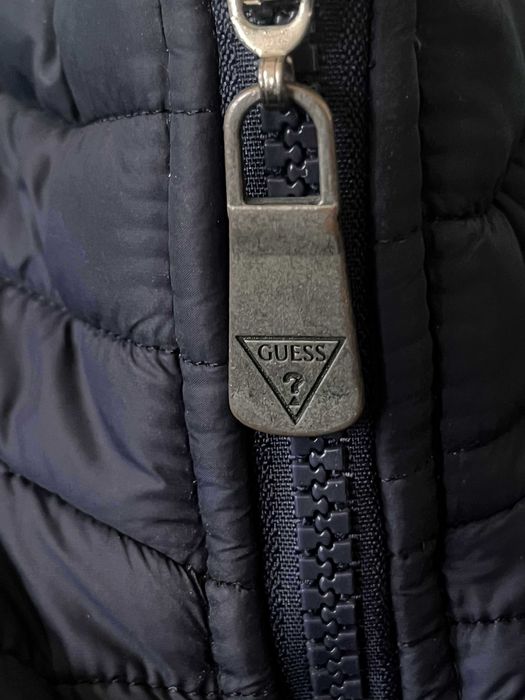 Оригинално GUESS яке