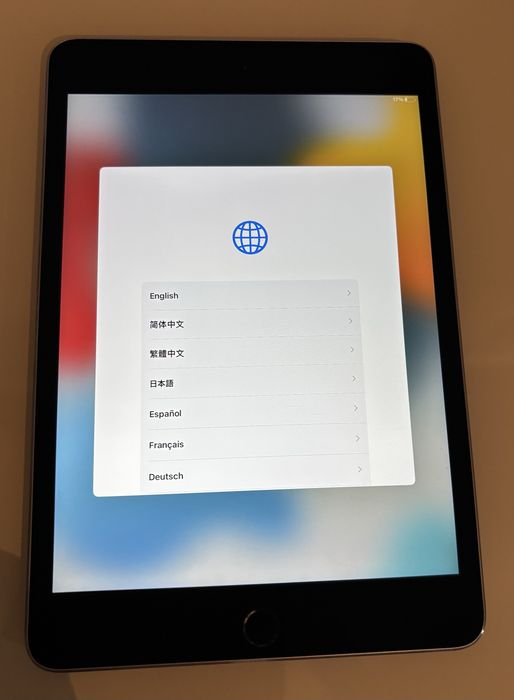 Ipad mini 4 alb.