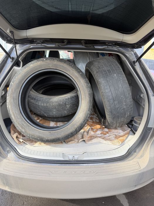 Продам резину лето 235’55’19