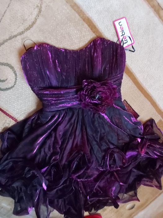 Бальные платья  xs,s. 40,42р