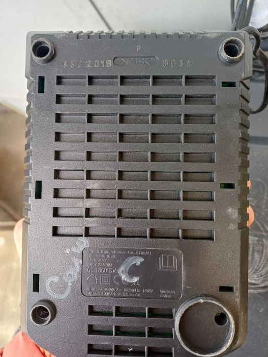 Încărcătoare acumulatori Bosch