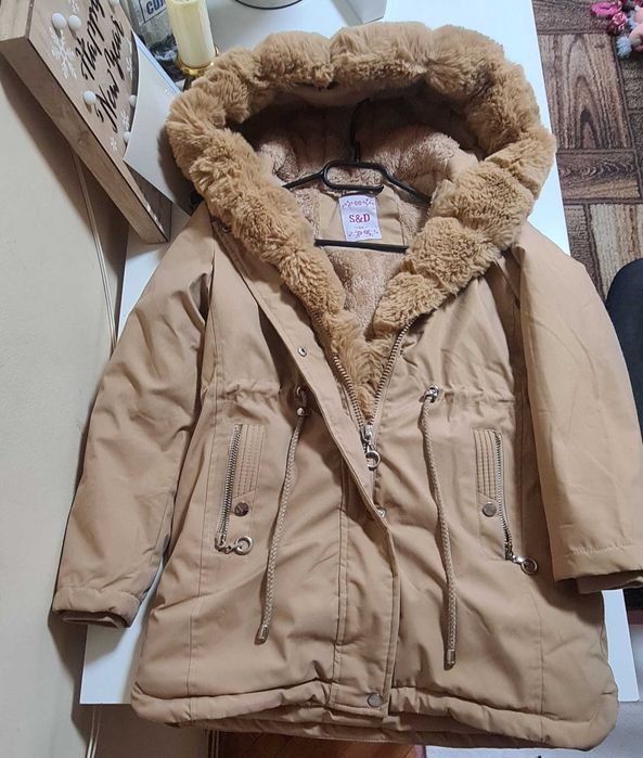 Geacă parka bej pentru fete