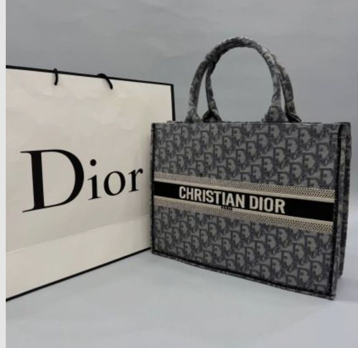 NEW Collection!! Текстилни чанти на Диор