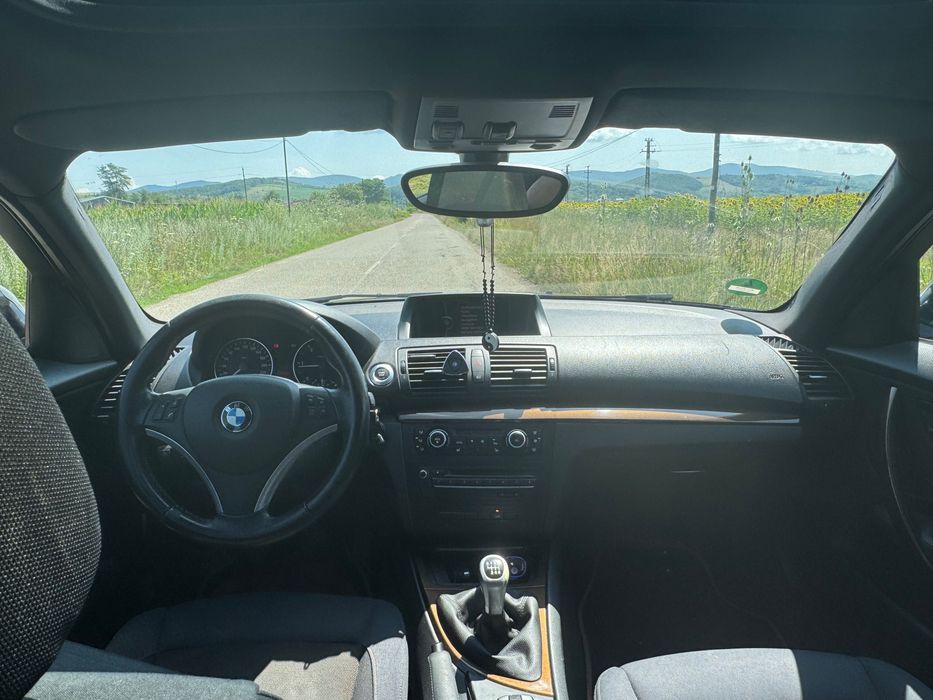 BMW 1 Series 2010 — imagine 4