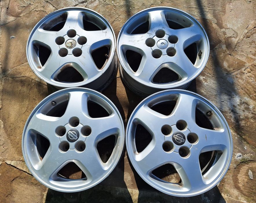 Оригинални лети джанти Nissan 16"