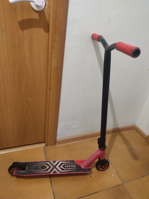 Трюковой самокат