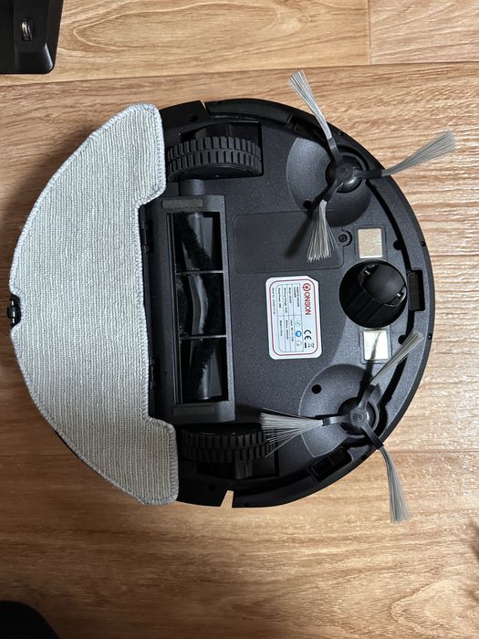 Продам роботизированный пылесос модель:Е6/G20