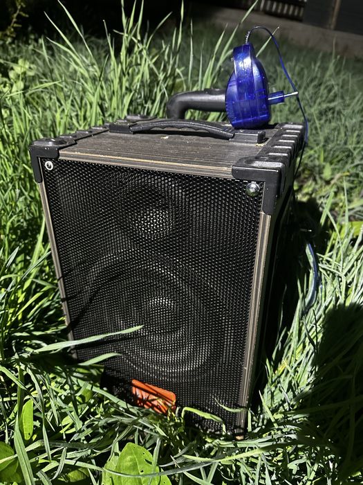 Колонка (bluetooth)