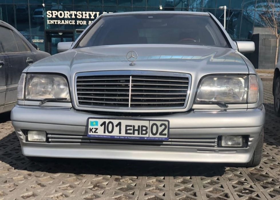 W140 бампер передний