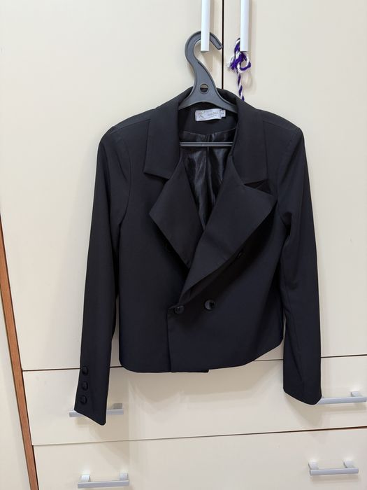 Продам.   костюм