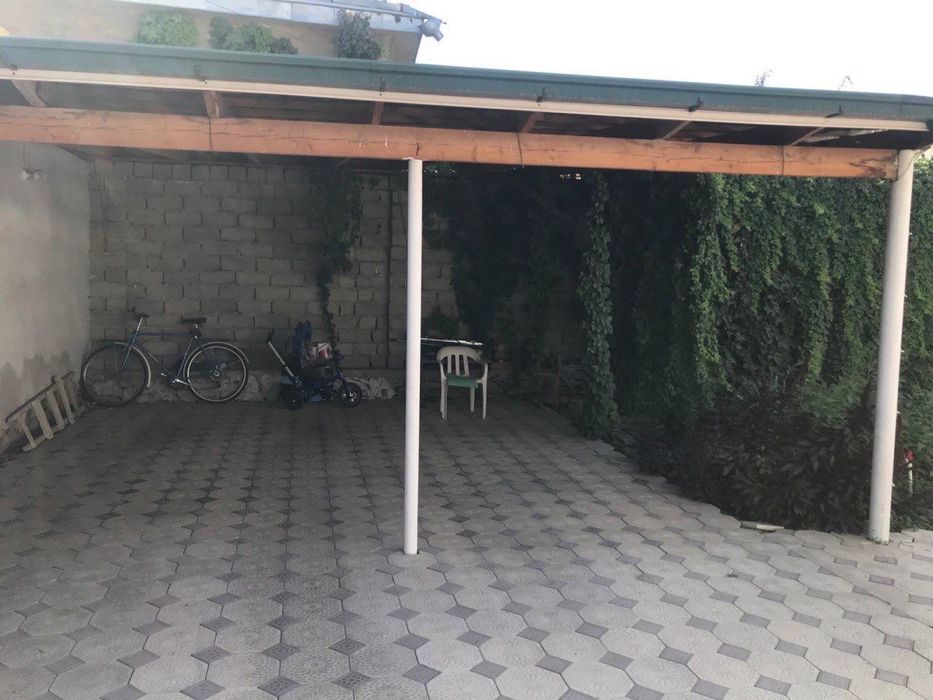 Уй сотилади.ховли 6 сотих 6 хона