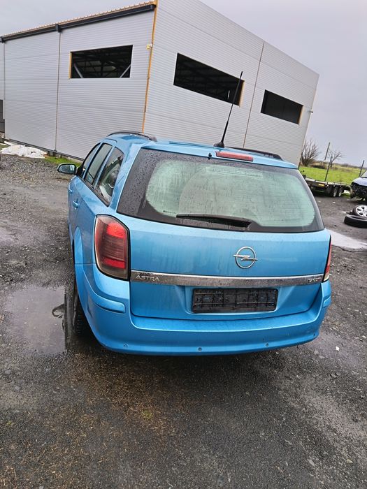 Опел Астра Х 1.7 цдти 101к.с Opel Astra H 1.7 101k.s Z17DTH На Части