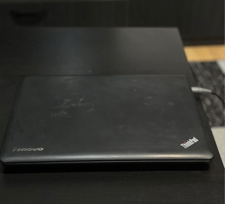 Lenovo E330 Edge