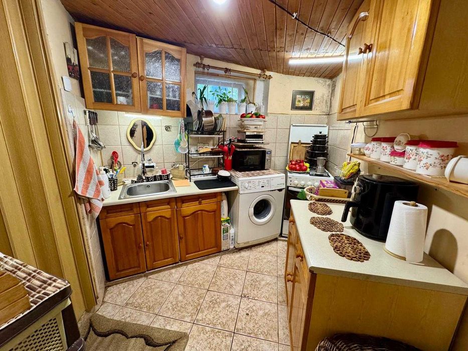 Продава се Етаж от къща в Велико Търново, Стара част - 81 кв.м за 815 €/кв.м - Снимка #3