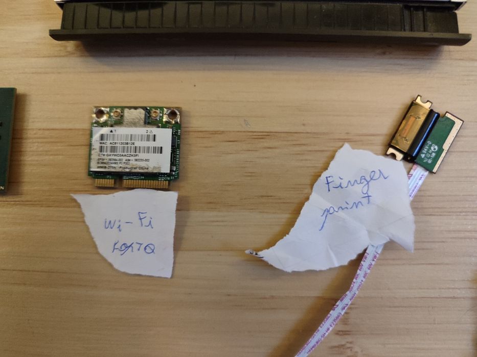 Различни части за лаптоп