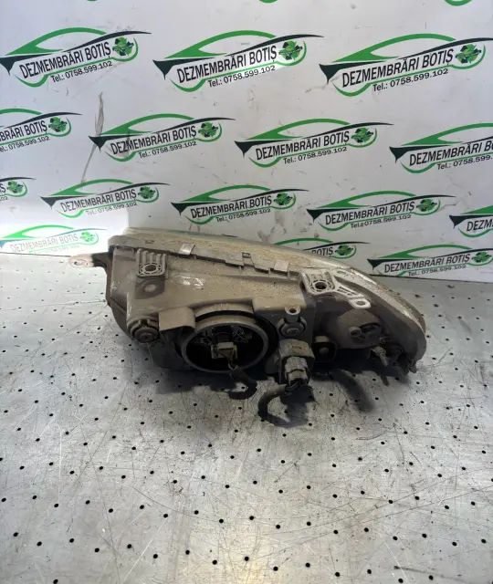 Far dreapta Chevrolet Kalos 2004 1.4 MT (94 hp)