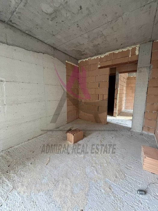 Продава се Тристаен апартамент в Варна, Цветен квартал - 78 кв.м за 2283 €/кв.м - Снимка #6