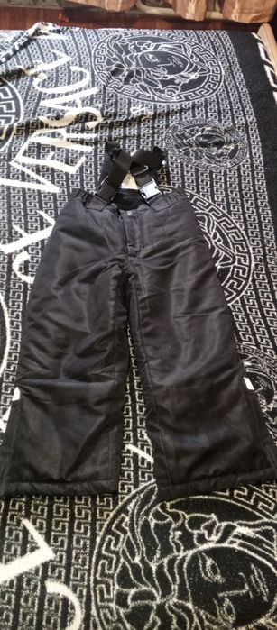 Продам детские комбинезоны