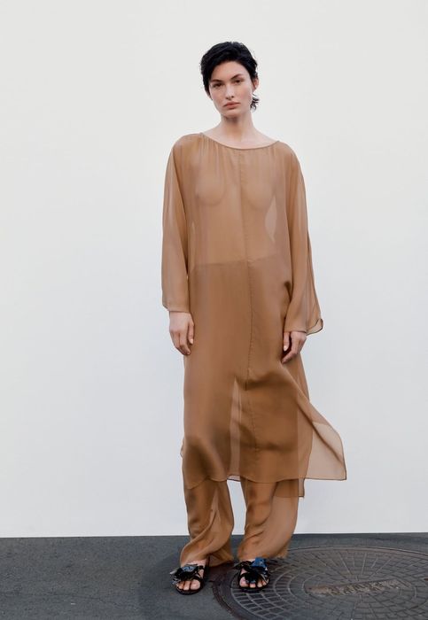 Платья на выход.