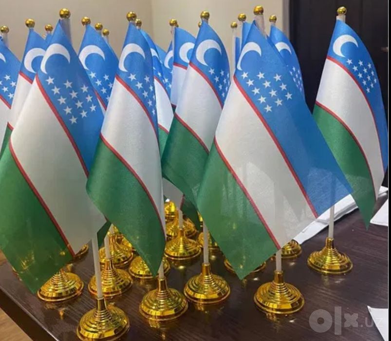 Reklama poligrafiya xizmatlari brend Bayroq nastolniy reklama poligraf