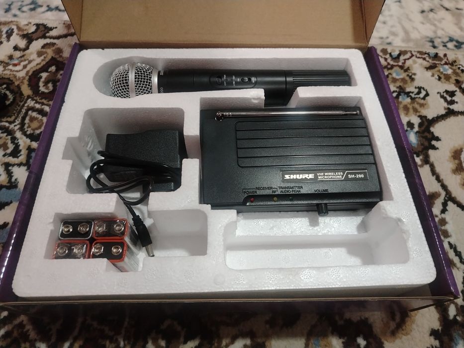 Shure mikrafon sotiladi 1 2 marta ishlatilgan holadi yaxshi edial