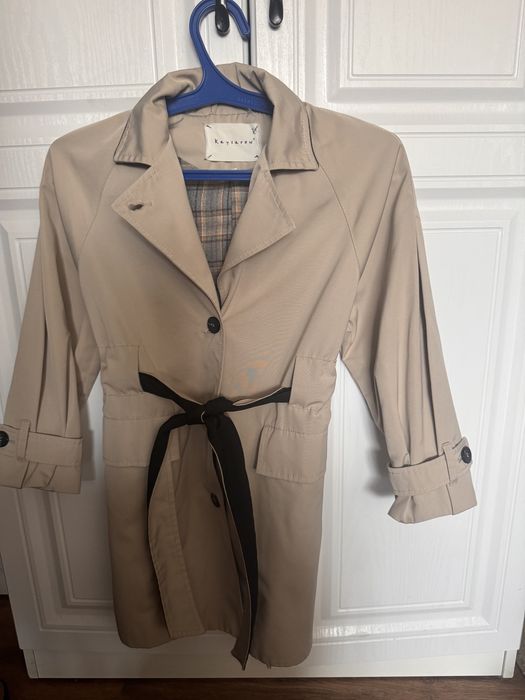 Продам плащ (тренч) на девочку