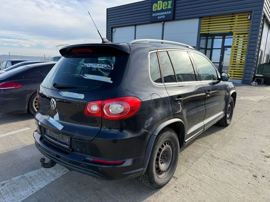 Dezmembrez / Dezmembrari / Piese / Accesorii Vw tiguan negru rline 2.0 tdi 2009 cbbb volan stanga