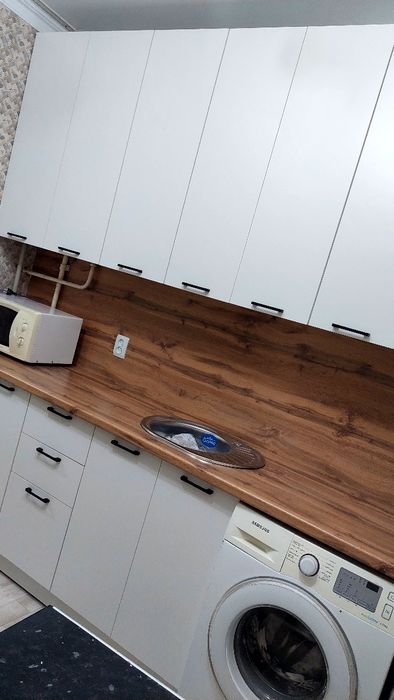 Кв 22мкр 2 дом , 36м²