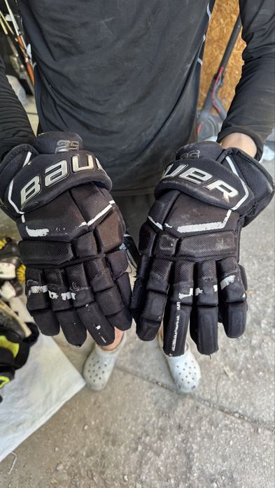 Хоккейные краги Bauer Supreme 2S