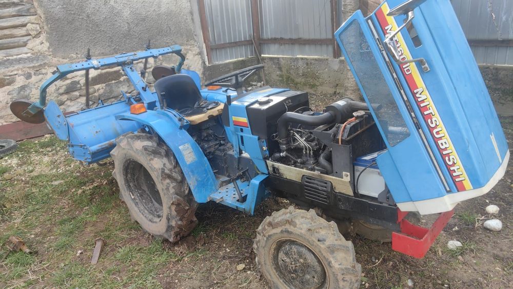 Tractoras 16cp 4*4Mitsubishi cu freza 1.25m 0762#293#120