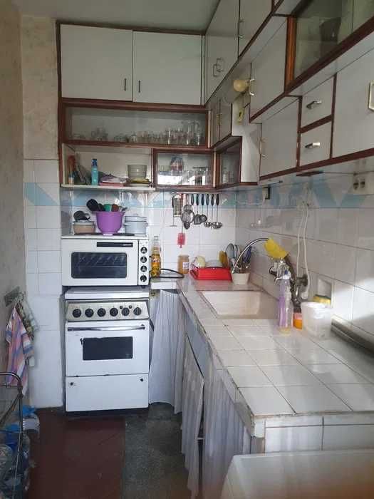 Продава се Четиристаен апартамент в Велико Търново, Център - 106 кв.м за 991 €/кв.м - Снимка #3