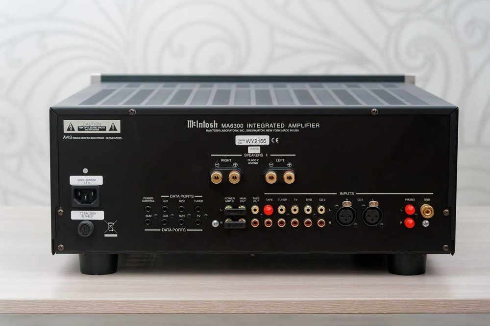 интегральный усилитель McIntosh MA6300 (США)