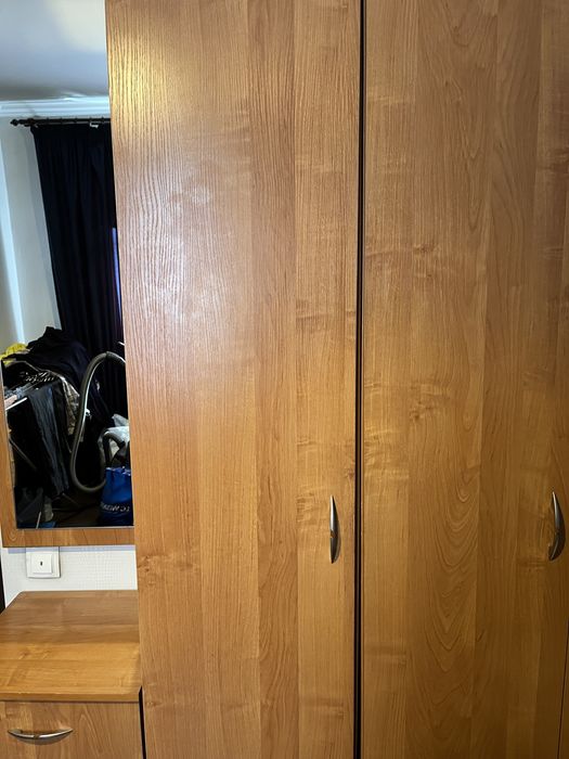 Продается гарнитур