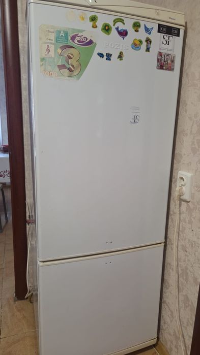 Холодильник сатылады