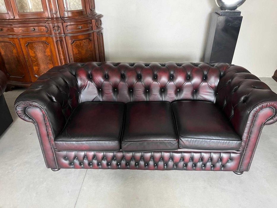 Canapea Chesterfield/Oxblood/3 locuri!