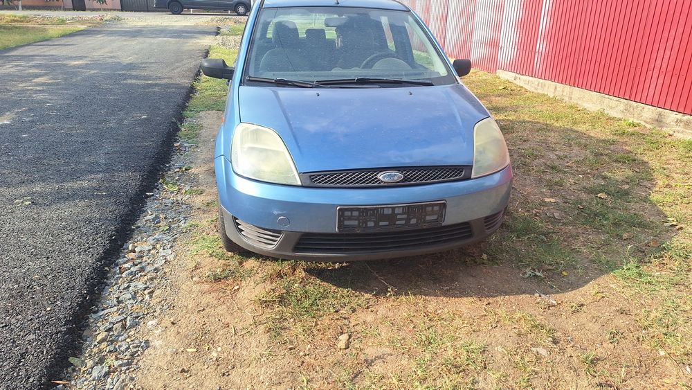 Dezmembrez ford fiesta 1.4 benzina